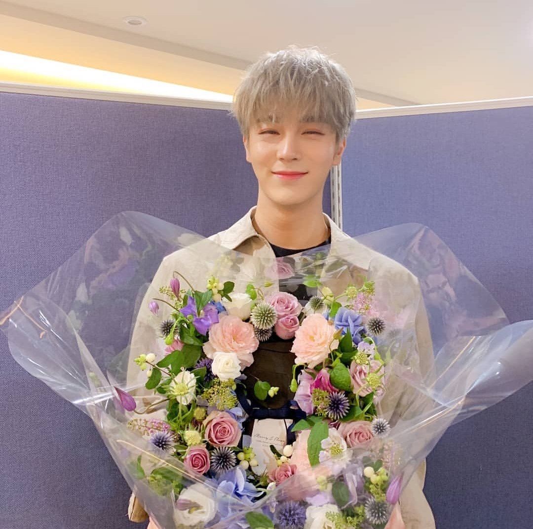 NoirPhilippines's tweet photo. [TRANS] 190830 Noir official Instagram update

#느와르 #NOIR #Lumiére #ILoveU #남윤성 #BDayOver #ItFeelsLike #AHappyDream #BecauseOfLumies ©️ @Noir__official 
Trans: @noir__int https://t.co/vjtQBIoUWw