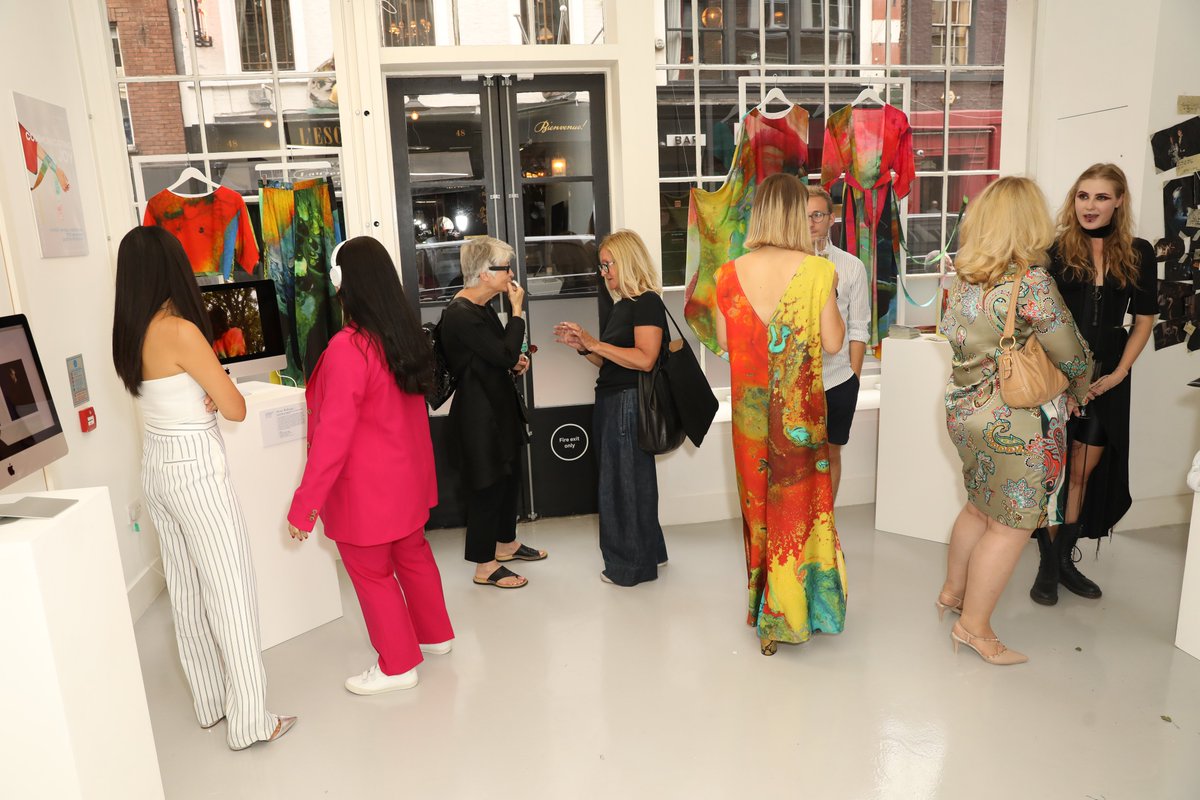 Last night @CNCollege hosted its annual Graduate Exhibition. Congratulations to all our amazingly talented graduates.

#Graduate #Fashion #Design