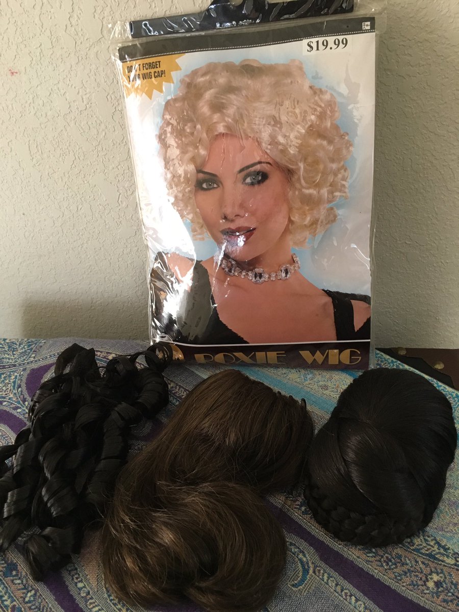 kdyerkdyer's tweet photo. A whole lotta fake hair. Brown hairpieces from singing in opera choruses, no longer match my color. One item a day decluttering challenge: declutter the spare bedroom. Day 8 of 15. #decluttering #declutter https://t.co/b5ar36ARsD