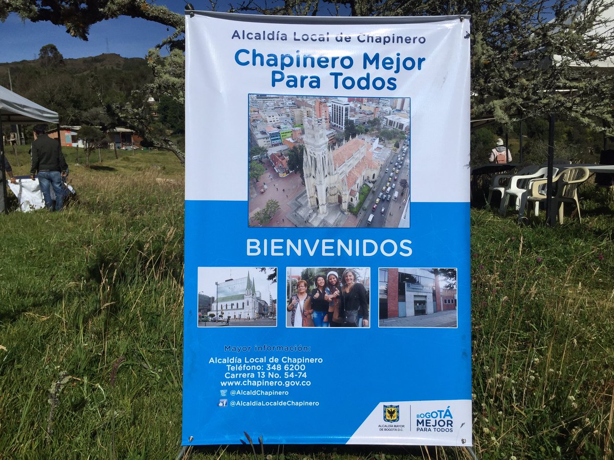 SSchapinero's tweet photo. Iniciamos el 1º CLOPS 'Tejiendo el desarrollo de la ruralidad en Chapinero' 🌳, con la intervención del Alcalde Local @hernandoquinter y el subdirector Local @BelnavisF quienes dan la bienvenida al evento y agradecen la participación de la comunidad. https://t.co/0HPIrcp1mF