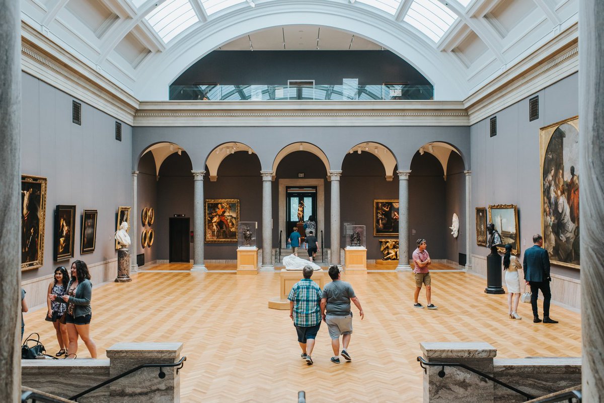 TheCLE's tweet image. One of the top art museums in the world and admission is completely free. 😍@clevelandart #ThisisCLE (📷: @nathanmigal)