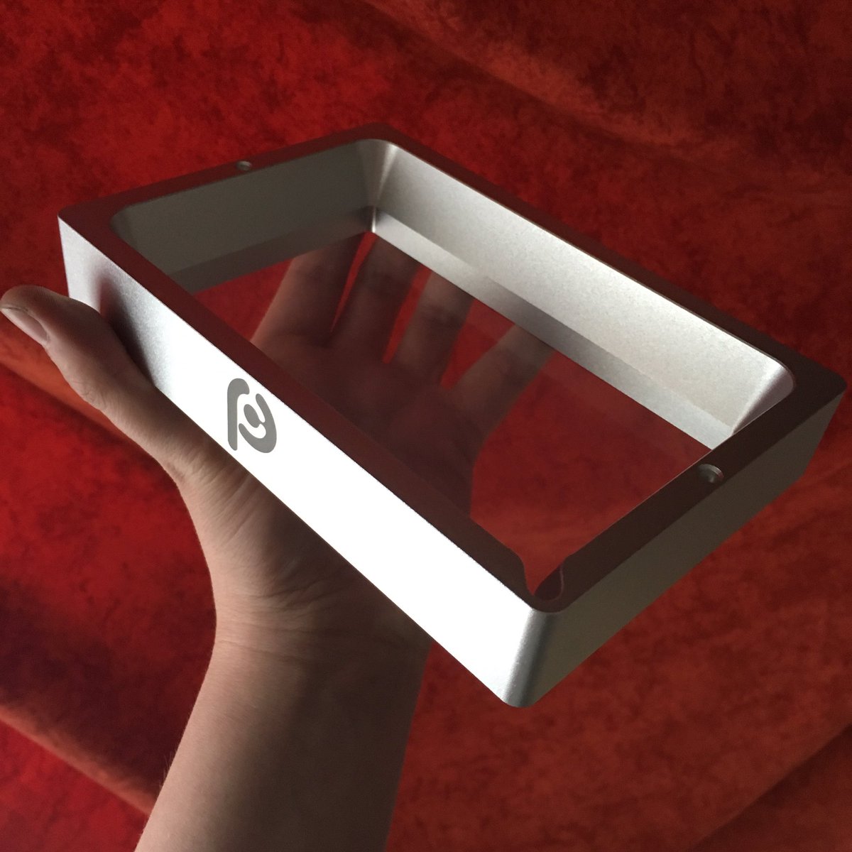 grafitomi's tweet image. This just in! I have some @mypeopoly in my Photon from now on. Got this new VAT for testing from Peopoly. Yes, no mistakes here.. they make an advanced VAT for the Anycubic Photon. It has better sealing and easier FEP replacement #sharelearnGROW #resinprinting #vat. @Trajan19901