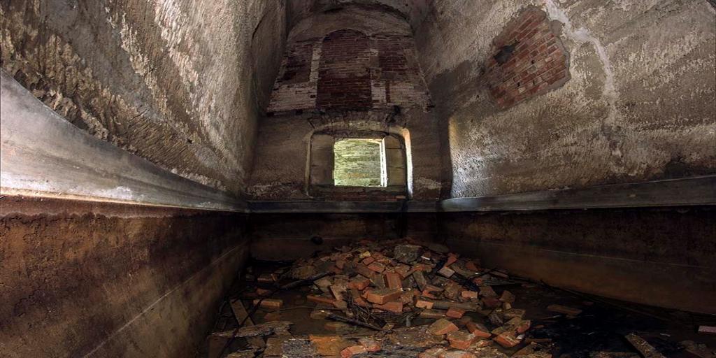 Underground Caverns, all waiting to be bringbackguyscliffe.org/?fbclid=IwAR0L…