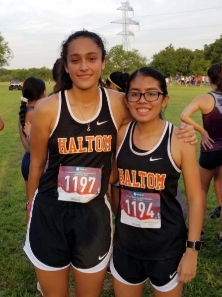 HHSCoachMac's tweet photo. Varsity Girls on the course at Burleson. @buffalosoccer11 @Coach_JWTucker @HHSBuffNation #buffsrun #multisportathlete #Haltomfamily https://t.co/YKUIK5q7Ev