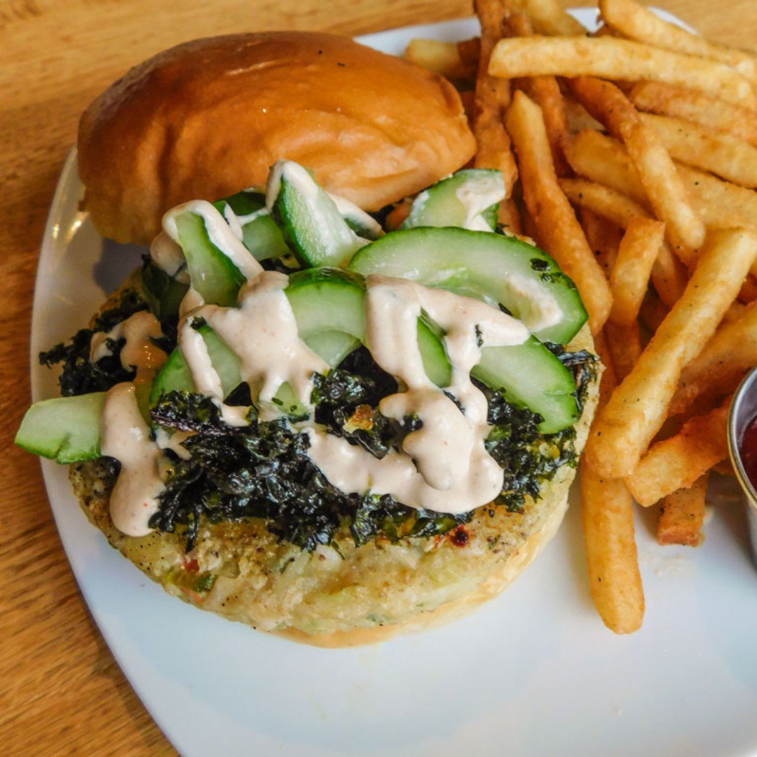 More veggie goodness on our menu! Our cauliflower burger packs a punch with quick pickled hot house cucumbers, fried kale &amp; paprika aioli. Snag one for lunch today!