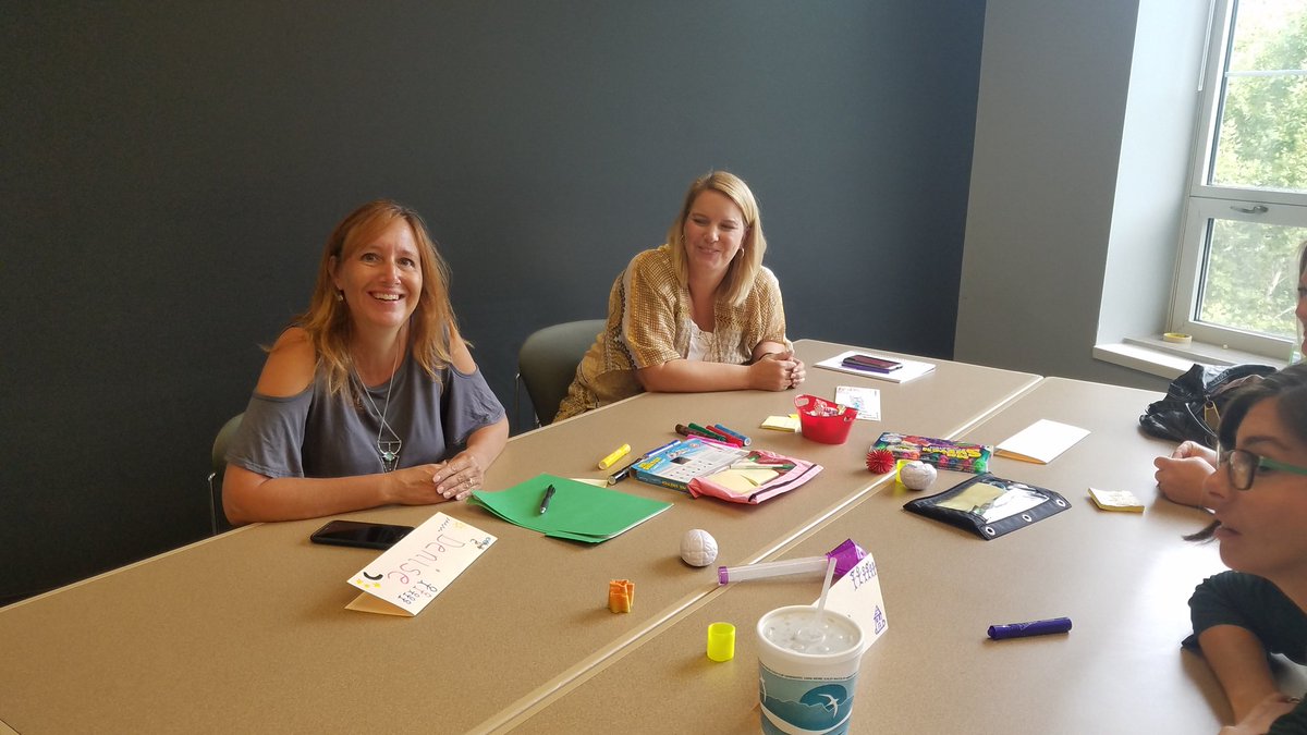 Srawoodmv's tweet photo. Getting to know each other in Teachers Academy. #GreatNorthwest #nwrpdc https://t.co/eWSliRA82R