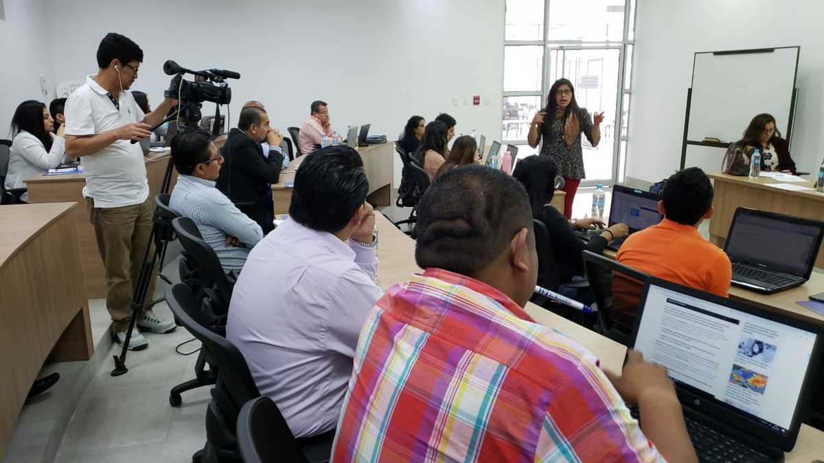 ForoPerEc's tweet photo. “La corrupción y crimen organizado operan como un sistema y de manera transfronteriza. Es cada vez más sofisticado y se refugia en leyes hechas a la medida y apela a mecanismos opacos”, @milagsalazar @PerInvestigacion2019 https://t.co/TUng2HSHj6