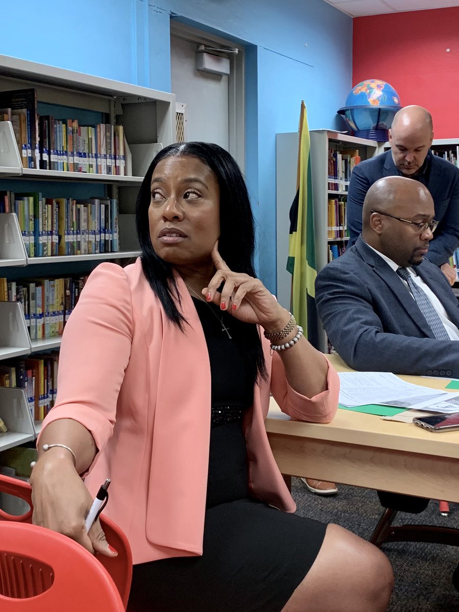 MySDIRC_SUP's tweet photo. We come together for our coordination meeting to focus and define what our priorities are. Be bold enough to say what needs to be done in order to ensure what is best for kids. #StrentghInNumbers #dasleader @MDCPS @MDCPSDAS @MDCPSETO @EarlingtonH https://t.co/k9dP6OQdov