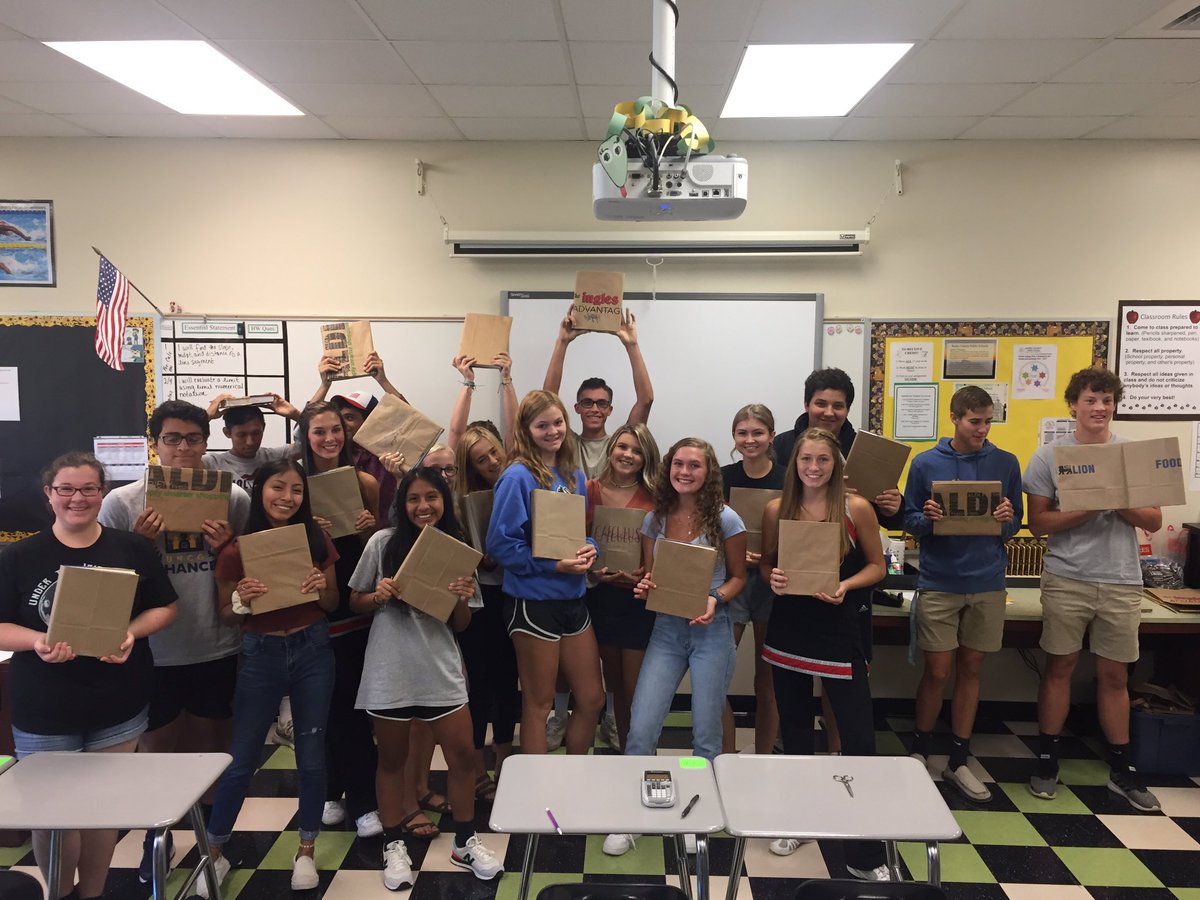 mgregory_phs's tweet photo. Thank you @FoodLion, @InglesAdvantage, and @AldiUK for helping save our textbooks. The absolute BEST book covers and best way to recycle grocery bags. #ignitelearningbcps https://t.co/lhwtmDG9X9