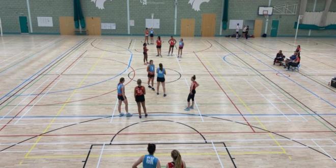 EnglandNetball's tweet image. 📢 The latest England U21 long squad has been selected and it is packed with some stellar names 😲

Congratulations to all the athletes who have earned their place 🎉

👉 englandnetball.co.uk/england-u21-lo…