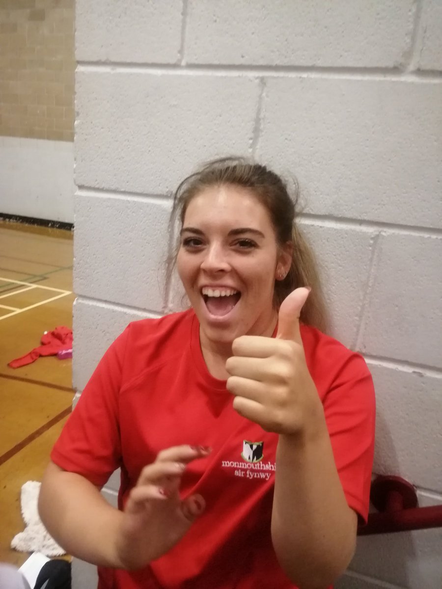 MissHar96442351's tweet photo. *MonGames staff awards 2019*
Thanks to our hosts for presenting all out staff with the awards for our staff & volunteers.
The children chose the awards for each member of staff! Thanks guys! 🏀⚽🤣
#TMG19 #Summer2019 https://t.co/T177r4drWG