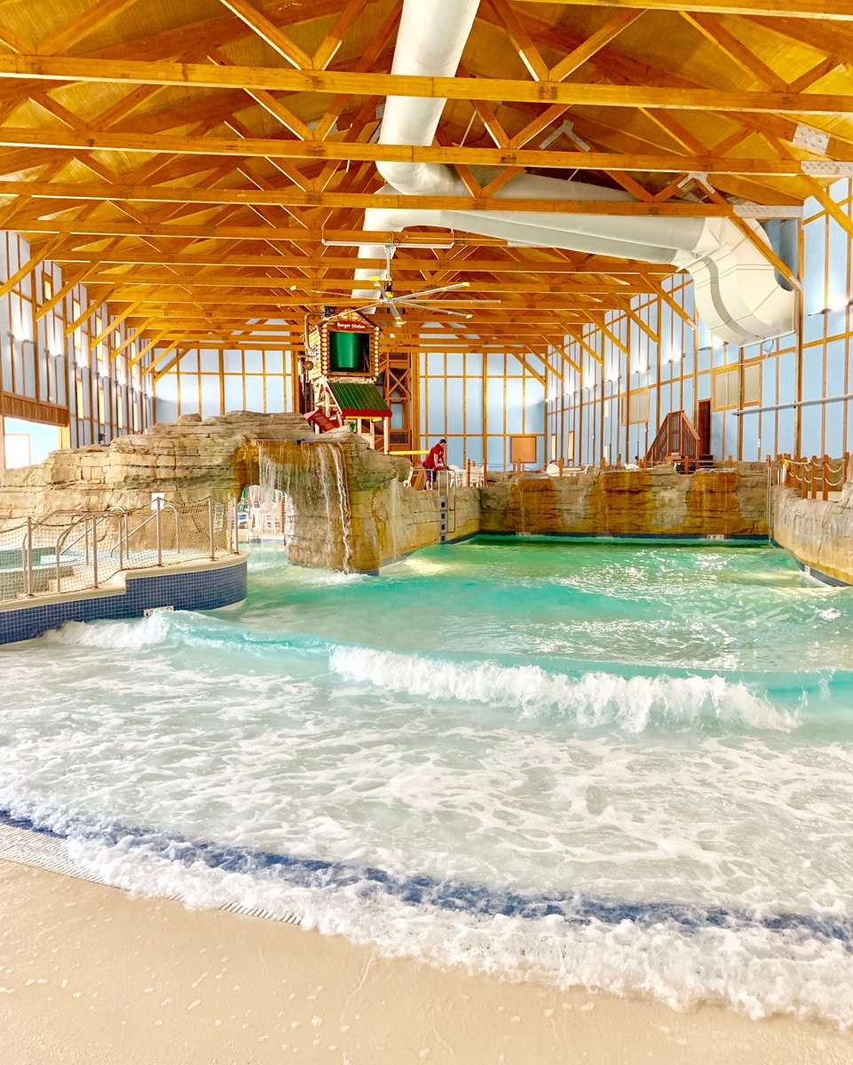 We are so excited for Labor Day Weekend! Stay for the weekend or come for the day but make sure to spend it splashing in our Indoor Waterpark and relaxing at our serene Outdoor Bar! bit.ly/2ANSBMB