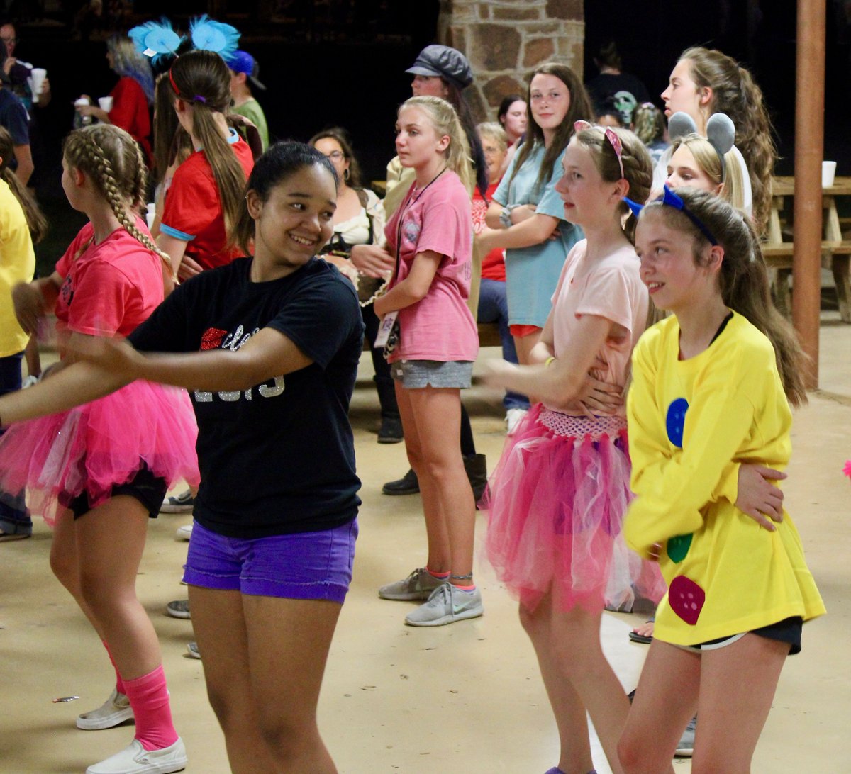 horizoncamps's tweet photo. "guess what... I'm dancing because it's Friday!!!" #weekend #dance #blockparty #storytime #horizoncamp https://t.co/X5X6ow20hd