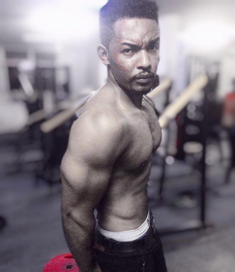 NapOeloen's tweet photo. #Summer Shredded ❤️ https://t.co/5VBXPrXNcM