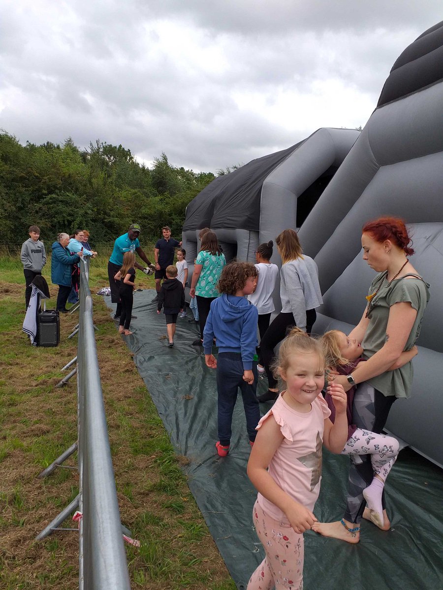 Our final summer taster event at Mead #youngpeoplesforest ended on a high with inflatable assault course, crazy bikes, yoga, bushcraft, bootcamp & smoothie bike but this is only the start of things plenty more ongoing action 😀 @JulesActon @WoodlandTrust #iwill4nature @ErewashBC