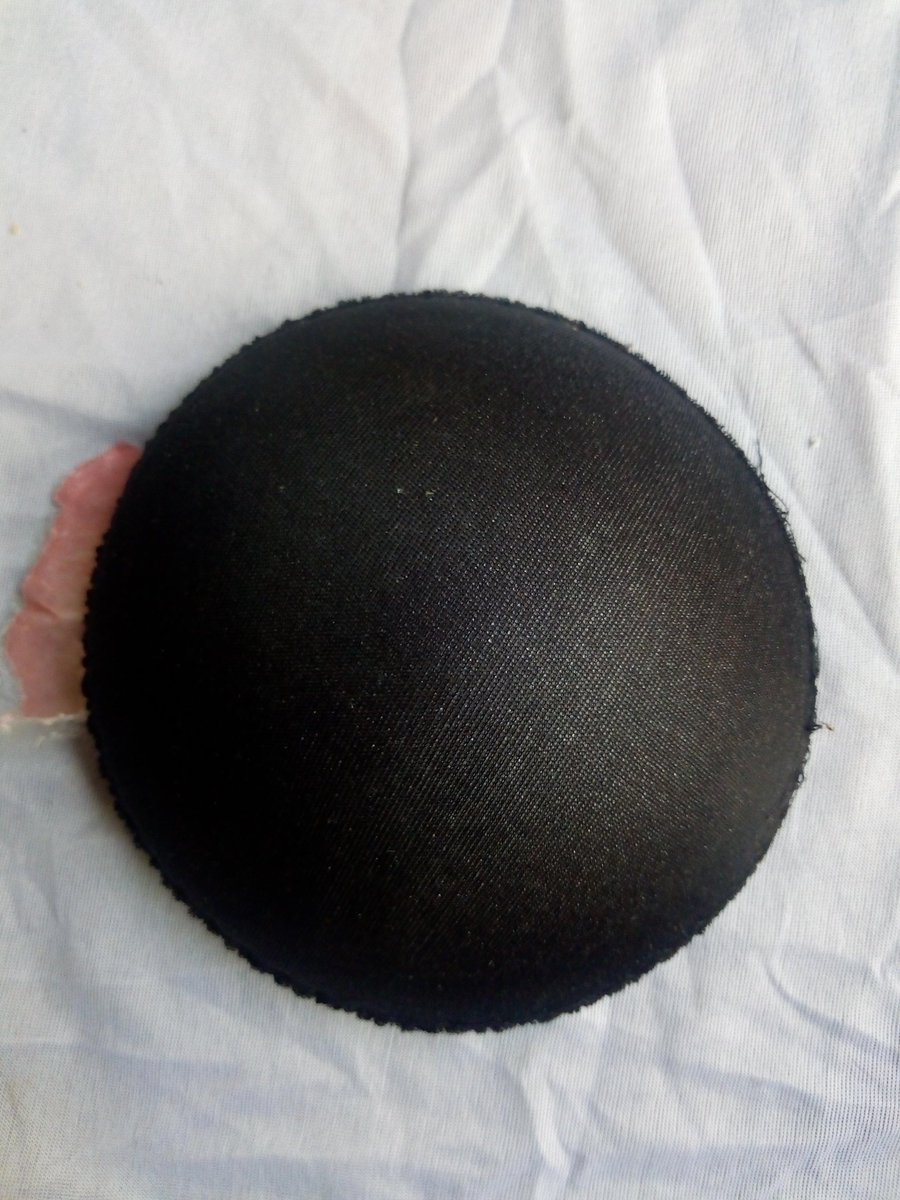 vikasenterpris's tweet photo. Black Bra Cups &amp; pad available Vikas enterprises Mumbai. #RBILooted #bra #brapad #bracup https://t.co/1qYEUhHUK1