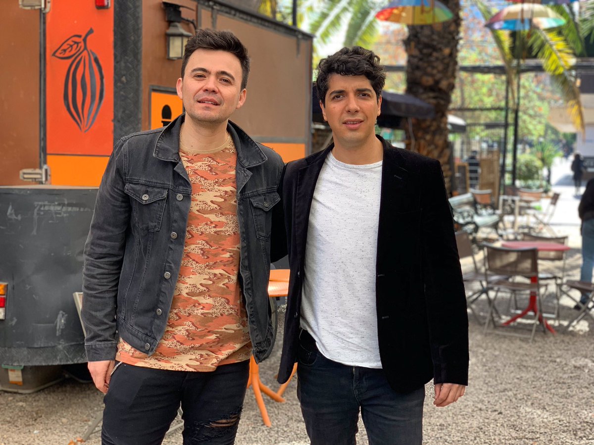 Gracias <a href="/Robertovanc/">RobertoVanCauwelaert</a> y a todo el equipo de producción por la nota para <a href="/Rojo_TVN/">Talento Rojo</a> 
Hoy último día de jurado en #GranRojoTVN además estaré cantando y con una nota preparada con mucho cariño. Gracias por todo!.
#tvn #rojo #jurado #tv #rojotvn #amordepueblo #talycomoestas