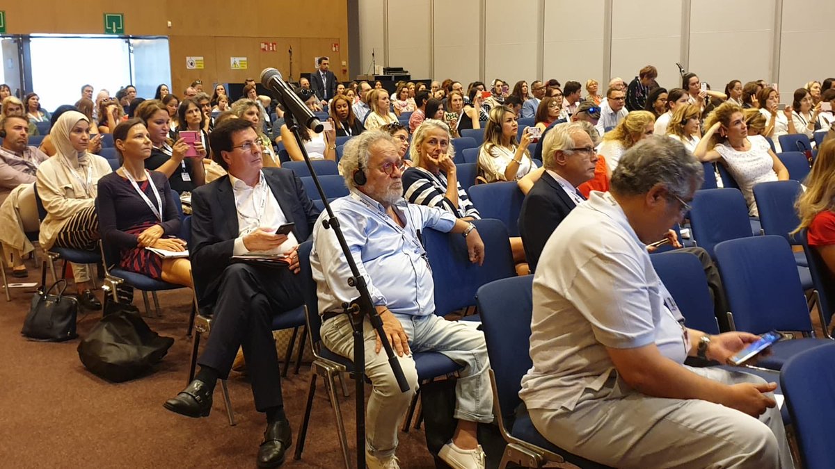 SOCIEDADSEMAL's tweet photo. La SEMAL está participando en el #5CCBarcelona #5CC2019
El presidente, Dr. Serres, intervendrá el domingo en el Symposium sobre ginecología estética, aportando los últimos avances en medicina regenerativa y tratamientos anti aging. Hoy se han analizado destacadas novedades https://t.co/abMGitRSNE