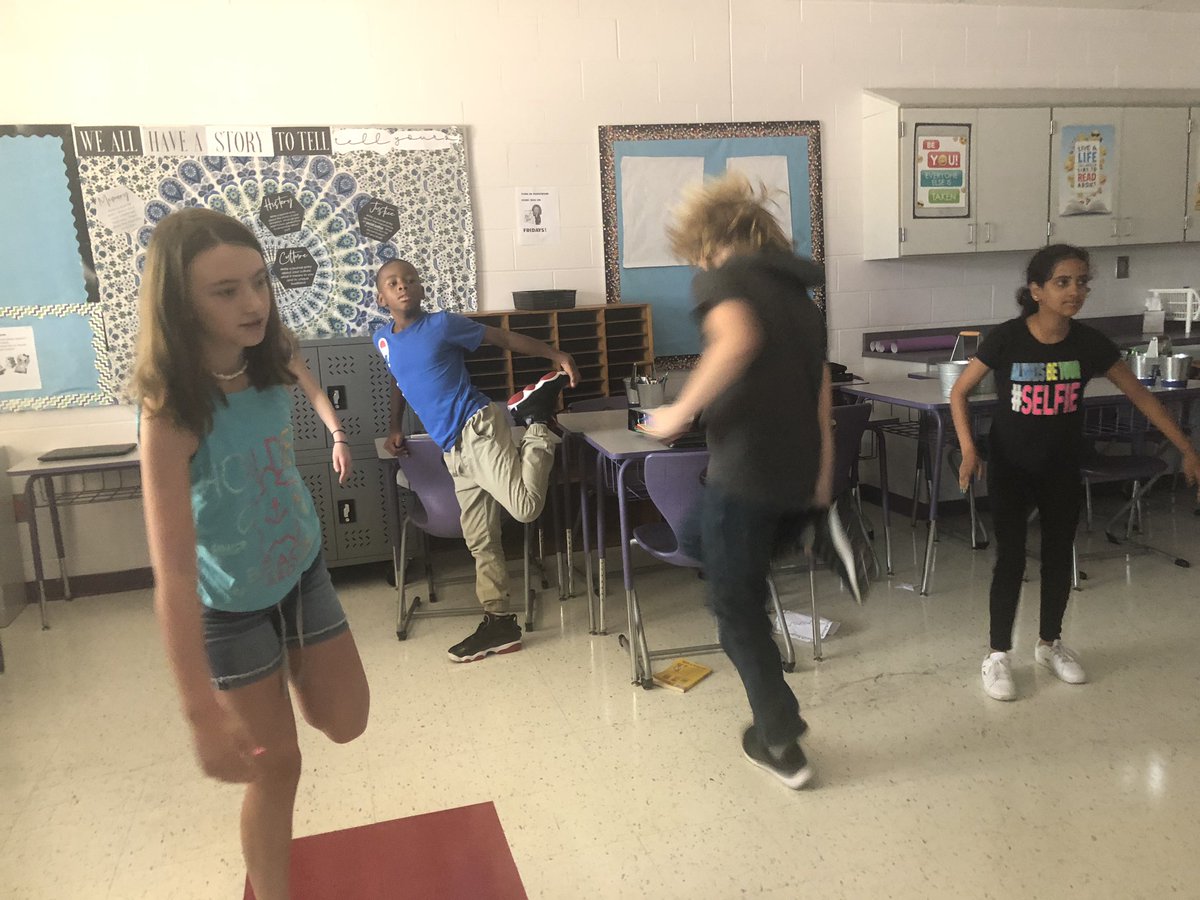 MrsSummers_wrms's tweet image. Friday fitness kickoff in Health and Wellness class!#reynmemories #wrmswolves