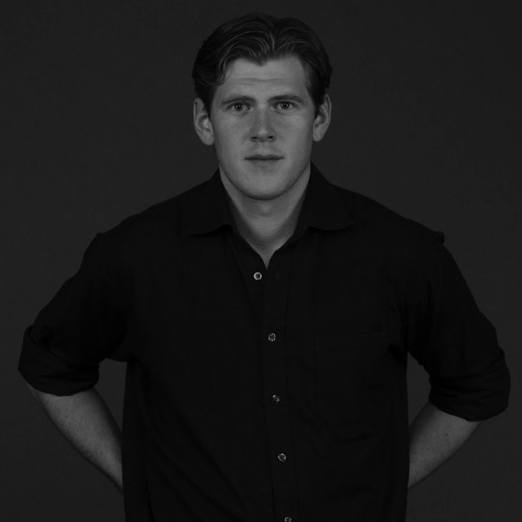 “All bears are true, but I’ve known Iorek for years, and nothing under the sky will make him break his word. Give him the charge to take care of her and he’ll do it, make no mistake.”

@joe_tandberg is Iorek Byrnison.

#HisDarkMaterials