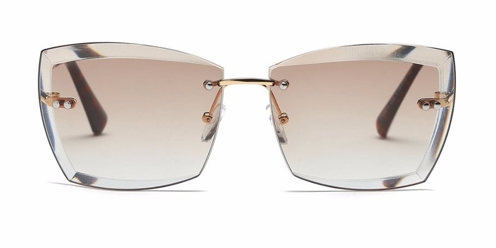 From our "Margaurite | Square Sunglasses" to yours!
Buy it here --> bit.ly/2Aji6qb 
FREE Shipping!
#sunniesandshades