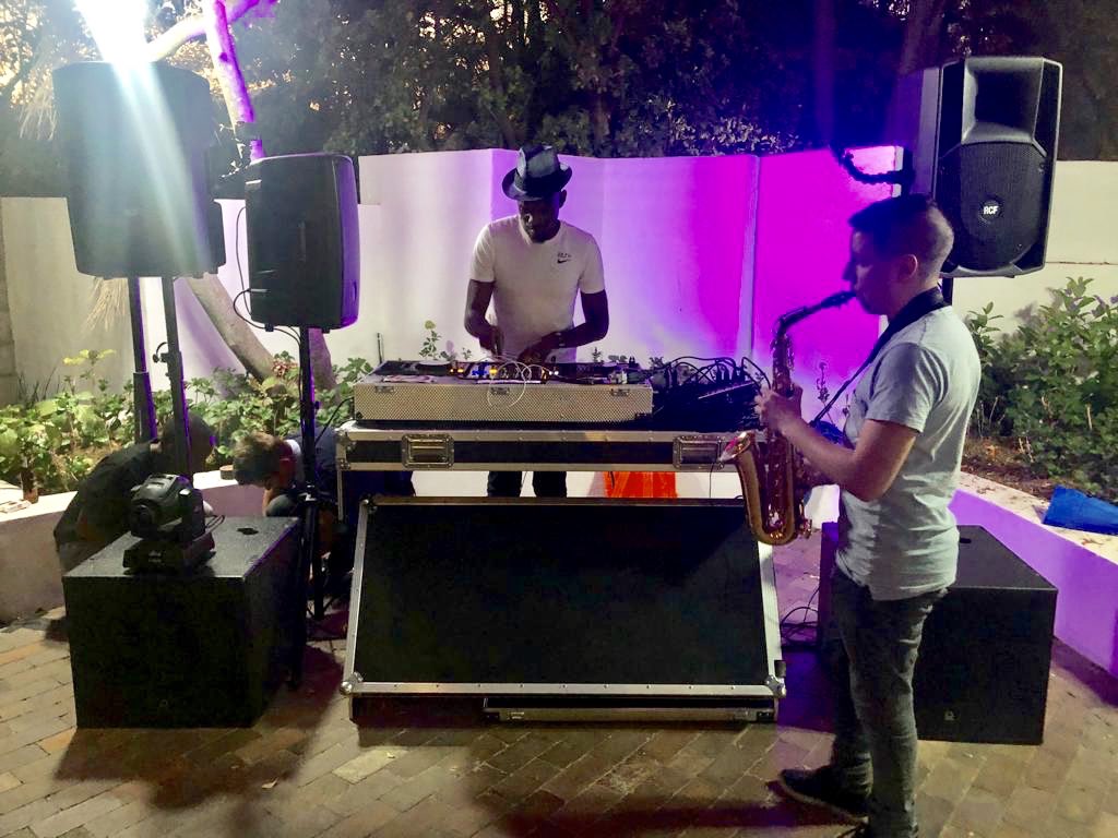 WhereNextSA's tweet photo. #iWeek2019 - Mark Tinka provided fabulous music and the Indaba served delicious snacks. Thank you to the wonderful team of @ispa_za ladies - always so much fun working with you!
_____
#Events #ISPA #FridayThoughts https://t.co/dJmROFCiq3
