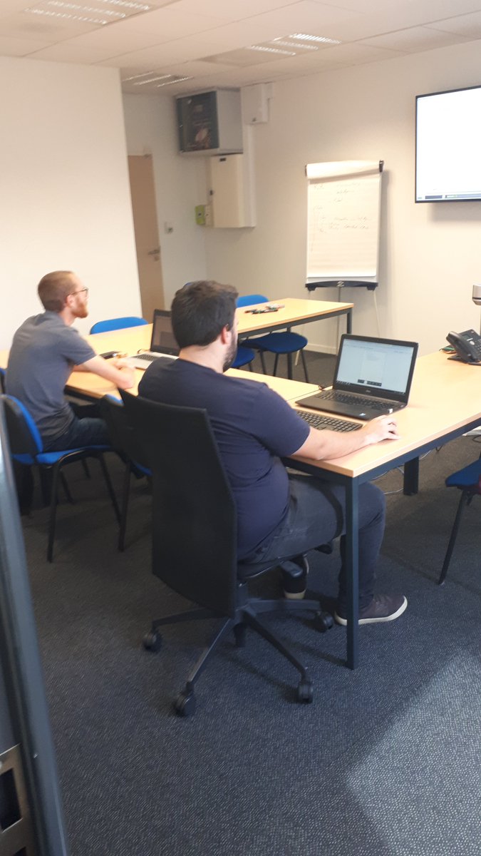 olivierolej's tweet photo. Mise à niveau de l'équipe de support de #Alticap vers #Vmware vSphere 6.7 en attendant la prochaine mise en production de notre nouvelle plateforme IAAS #OnlyCloud v3 https://t.co/KJ2c6D4jY6