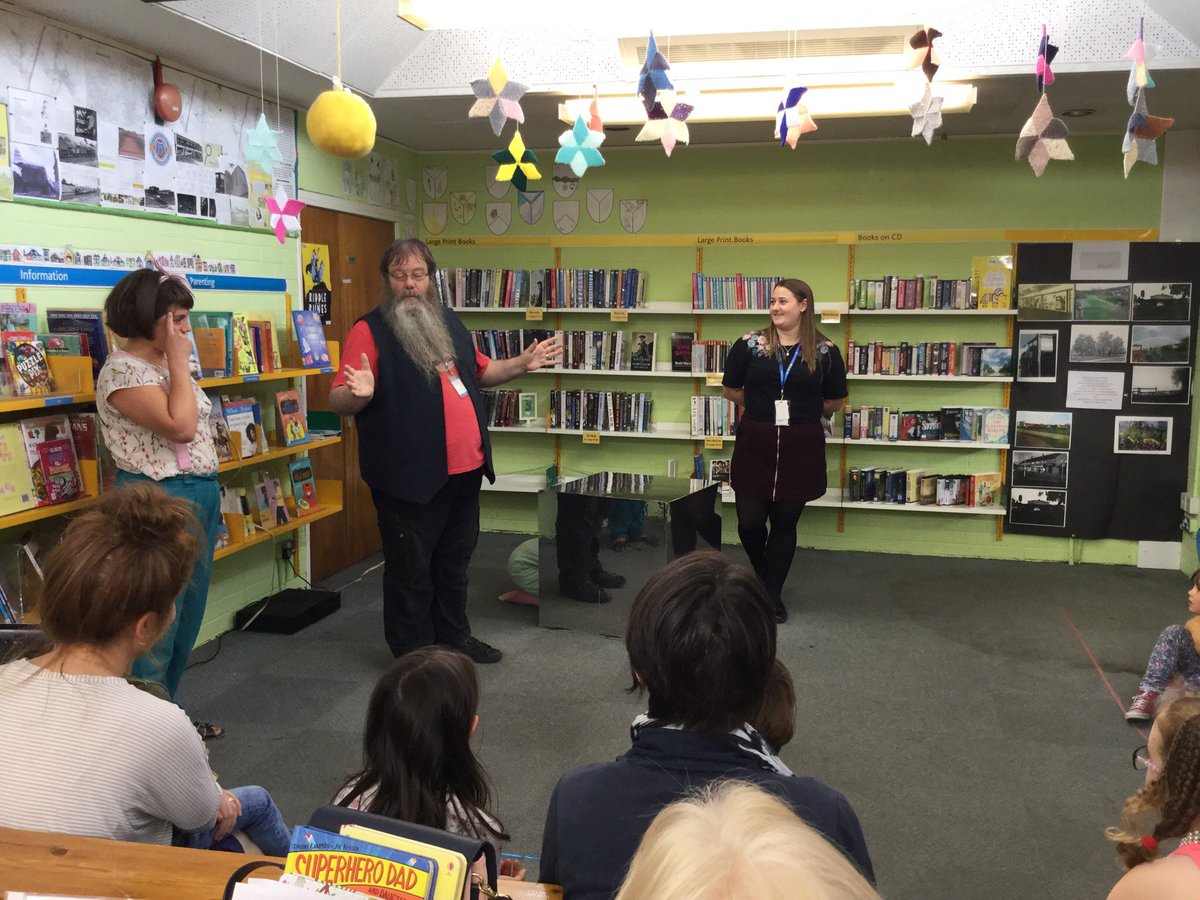 gloslibs's tweet photo. We were delighted to welcome Aurora Theatre 🎭production of Kin a space show at Quedgeley and Tuffley Libraries To celebrate #SummerReadingChallenge - children loved finding the bookmarks with the alien rabbit 🐰🛸💫
#ArtofLibraries #SpaceForReading https://t.co/20BOJElUYt
