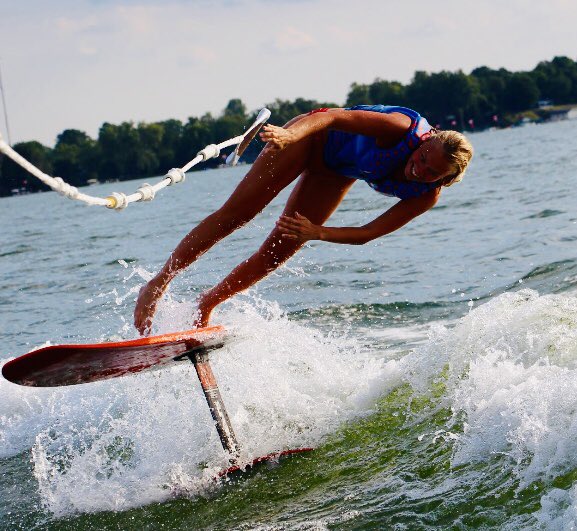 Diving into the holiday weekend like...

#lakelife #wakefoil #barts #LaborDayWeekend 

<a href="/annie_m13/">Annie Morris</a> <a href="/elle_palmer2/">Elle Palmer</a>