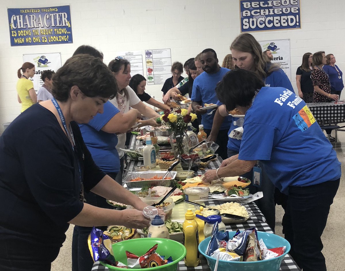 VBFairfieldES's tweet photo. Thankful for our wonderful #PTA #VBPTA this Friday for coordinating all these wonderful goodies, treats, and lunch for our ENTIRE staff! We are #blessed @vbschools @pgeromin1 @LGrossVB #wearevbschools #vbhasjoy #vbamazing https://t.co/zIlRTSByBi