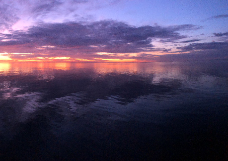 USGSCoastChange's tweet photo. #CapeCodBay2019 On the teams' last full day in #CapeCodBay, they were treated to a #beautiful #sunrise. These photos were taken on the back deck looking into the processing van and from the wheel house of the #boat at about 5:45am 🌅🌞 #USGS #CapeCod #seafloormapping #ocean https://t.co/tf9togXShD