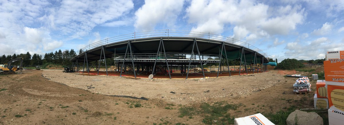 spratleyprtnrs's tweet photo. S&amp;P's @Bremont HQ project taking impressive shape after 5 months of works on-site, we are beyond excited to see the end result - well done to all involved! @AHConstruct 

#architecture #design #construction #newbuild #commercial #office #henleyonthames #bremontwatchcompany https://t.co/KsfyPa70fT