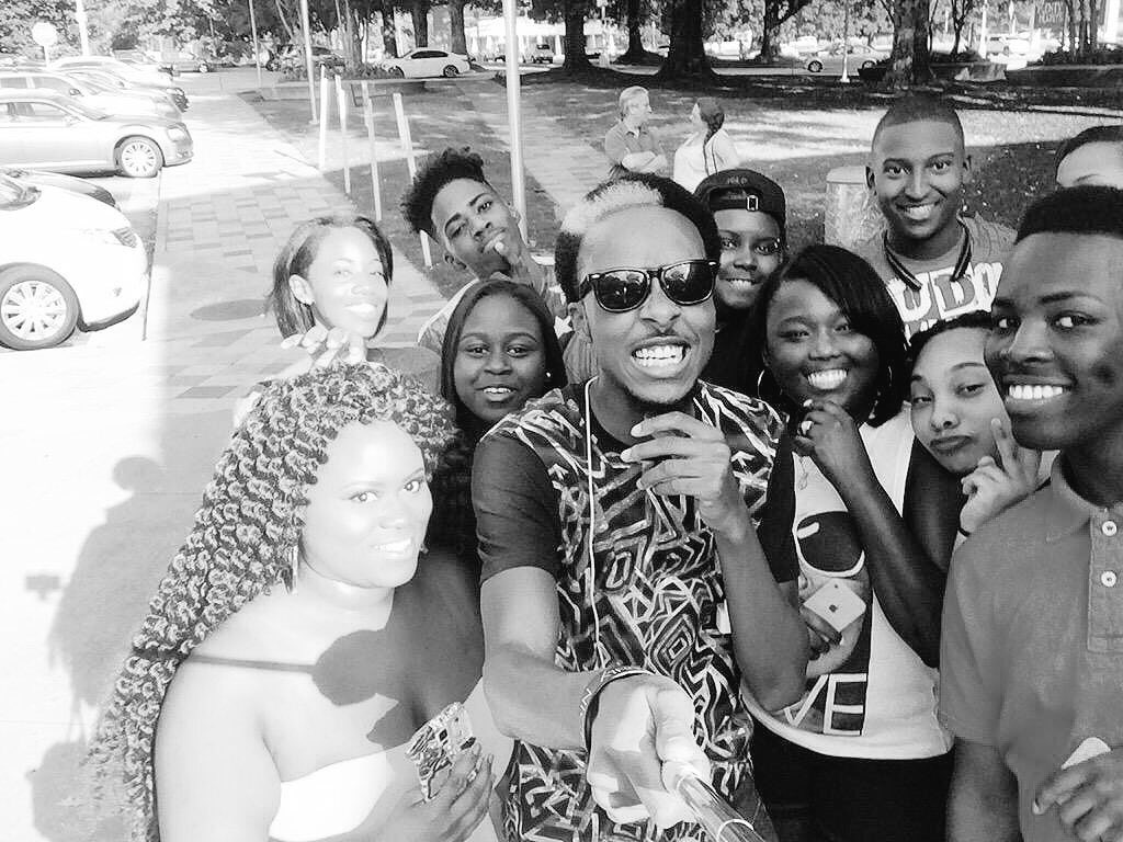 J0hntavius's tweet photo. Today makes 2 years since you’ve been gone and I’m still not over your death but behind this I’ve learned to always keep a smile on my face even on my worse days and to be thankful for the life God has given us! Continue to rest @MorganPnkPrint 💜 save a spot for me my nigga. https://t.co/MVVu8zksJm