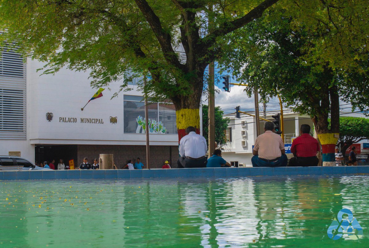 AcueductoCVP's tweet photo. La dirigencia política, gremial y social por parte de la Gobernación junto a las Alcaldías de Los Patios y Villa del Rosario ha sido incansable y persistente entendiendo la responsabilidad, el compromiso y alcance que tiene el logro de este objetivo.

💧🌱

#elAguaesunderecho https://t.co/JJ56yBuTbD