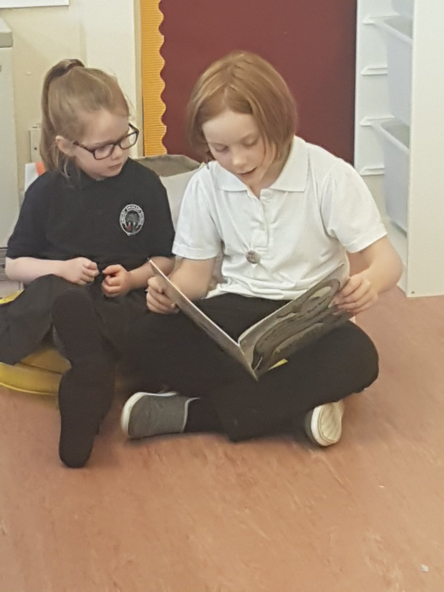 Class 2 this afternoon joined Class 1 to share a book. Lovely way to start a Friday afternoon. Lots of great discussion generated about the characters and plot.
#LearnersAsLeaders #Literacy #WholeSchool #reading4enjoyment @daviotprimary