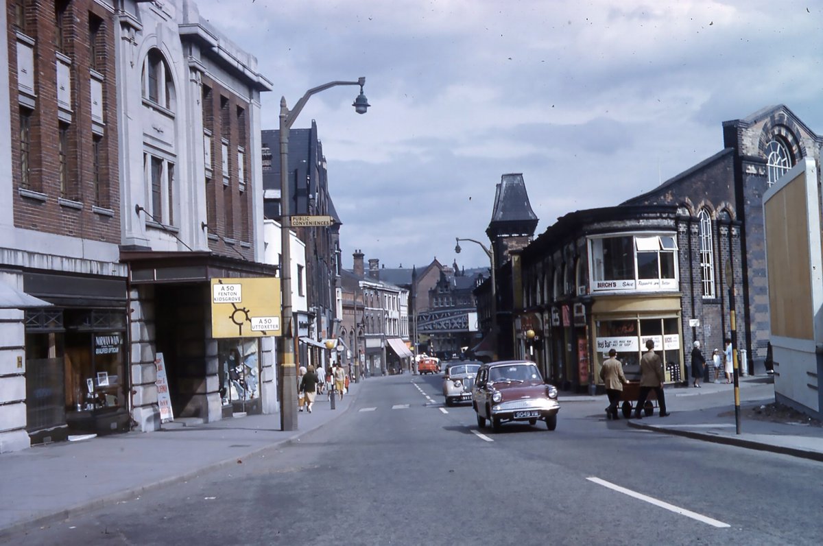 MMSignsGraphics's tweet image. The M&amp;amp;M Group have been around for over 30 years. 
Signs and Graphics have been looking at past photos of Longton to see how things have changed. Here are a few of our favourites.🥰

#Featurewall #Longton #Vintage #Photos #Memories #Local