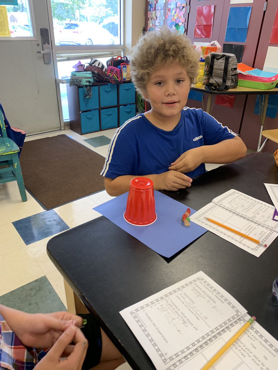MrsBarratt's tweet photo. Favorite BOY activity... Save Fred! #4thgrade #NHCSchat #PVES https://t.co/CxLSDa9G9Y