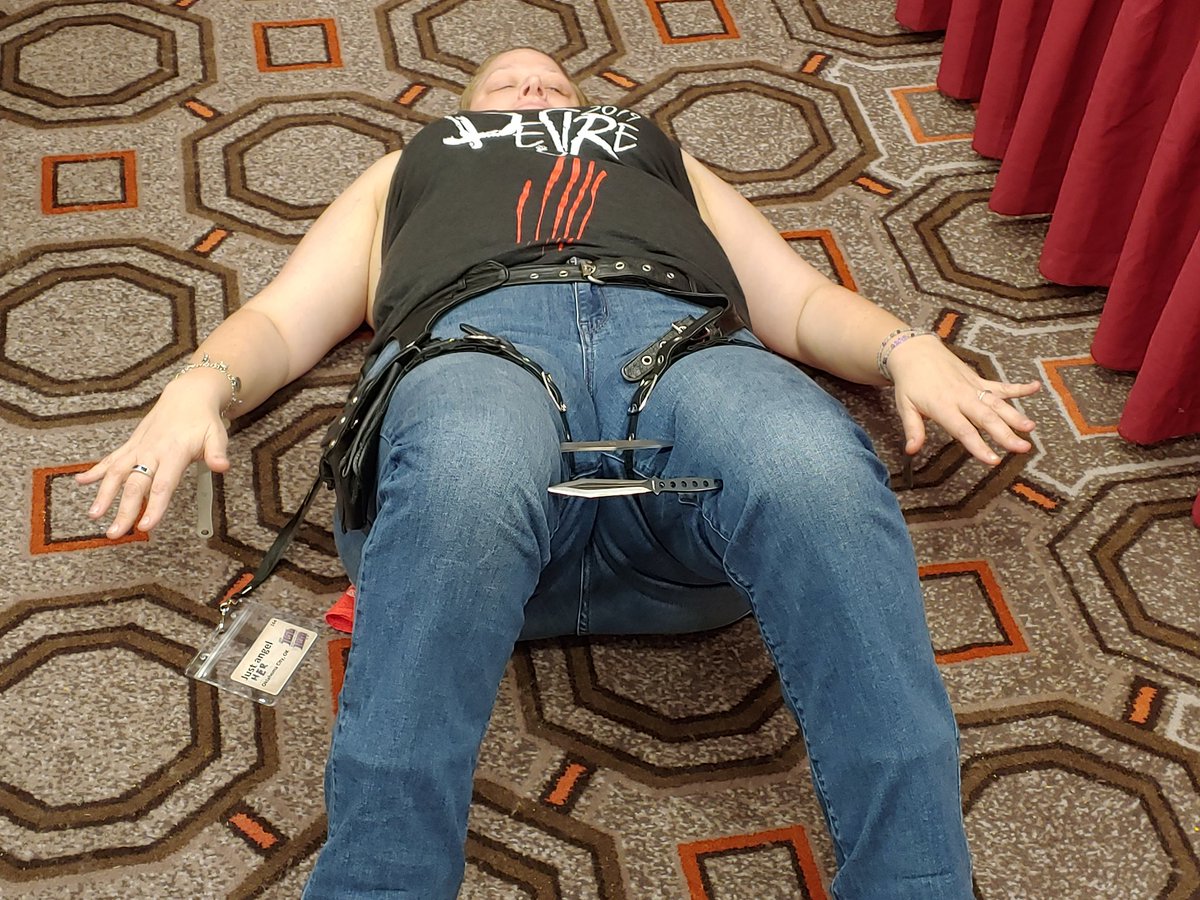 ILSBICBB's tweet photo. Bondage blades https://t.co/rFSRzh20c2