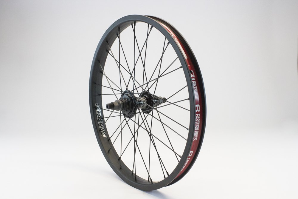 easternbikes's tweet photo. The #EzraFreecoaster is now available laced up with a super strong welded seam 2x wall rim. The hub features an interchangeable clutch disc to enable 3 different slack options. High slack disc is included. Medium and Low slack discs sold separately. #ezrabmx #bmx #freecoaster https://t.co/CbklvxTI7E