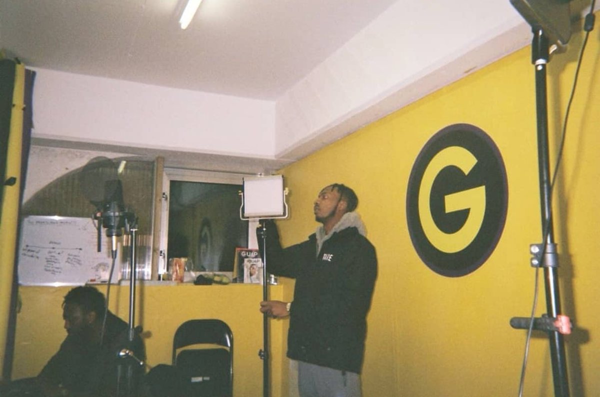 icxnff's tweet photo. ~ First time in a long time I've said I'm proud of myself.

People used to say go get a "proper job" - so glad we didn't listen.

Our new office  - the #GUAPSpot: a recording studio, a podcast studio, a photography studio and more.

4 years in - one step at a time ~ https://t.co/M63nCYP4Fr