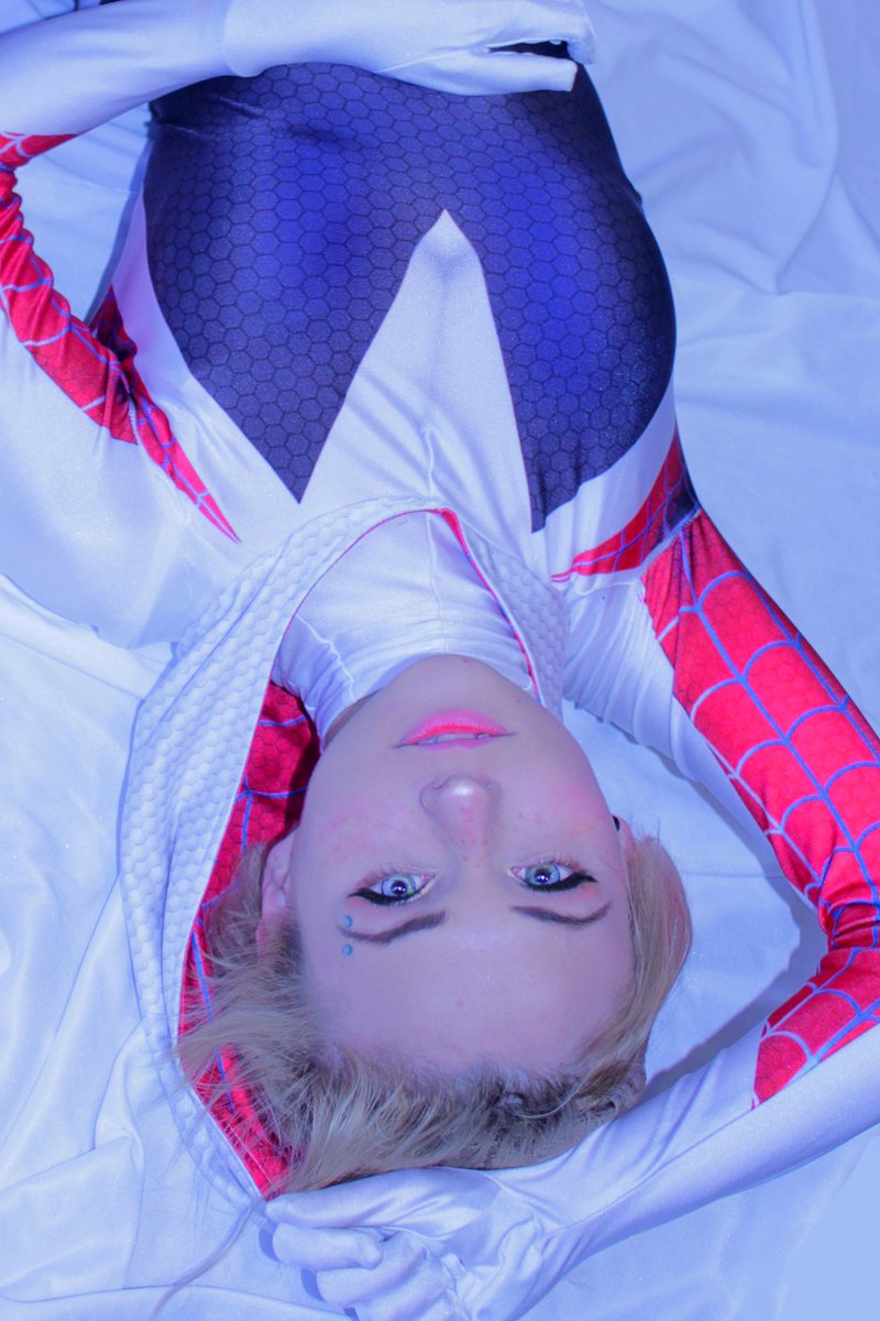 DrawJuliette's tweet photo. my #spidergwen cosplay <3 you can buy the full set in https://t.co/VvdV0liO96 <3 #Marvel #spiderman #SpiderVerse #cosplayer #photography #spidersona https://t.co/Nt1oU0fMB1