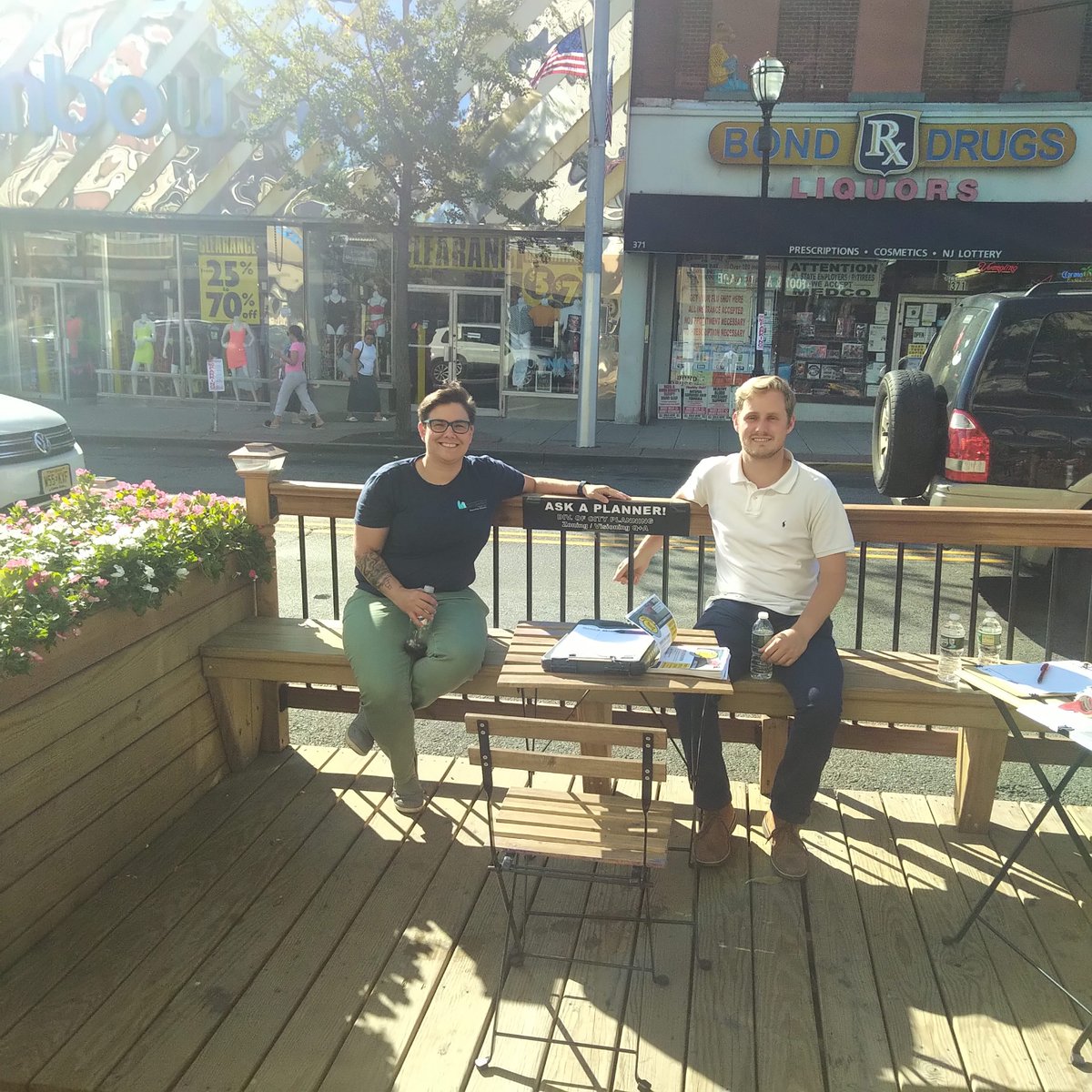 CentralAveSID's tweet photo. Shout out #JerseyCityNJ Planners @TMarione, @lindsey_sigmund, Mallory Clark, & Elias Guseman 4 #CentralAve #AskAPlanner event! Thanks 4 being accessible 2 residents, workers, seniors, & visitors. New appreciation 4 #Parklets, #urbanplanning, #parkingstudy, & #MainStreetCommunity. https://t.co/sjov54dJya