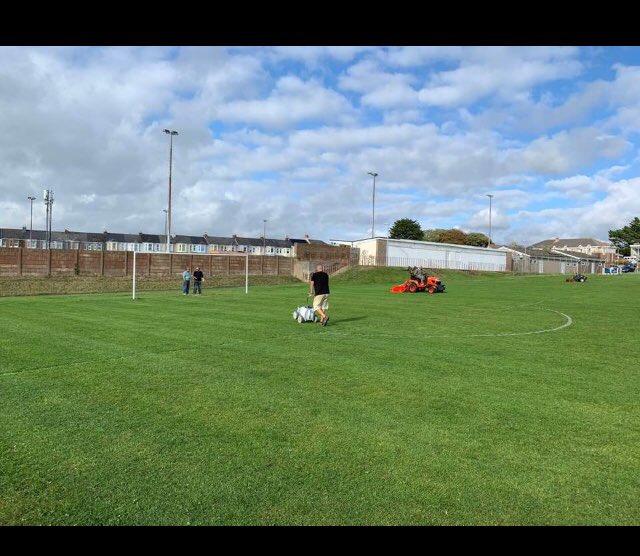 Great teamwork from the seniors and juniors at <a href="/saltashunited/">Saltash United</a> New goalposts, fresh cut and sharp lines #onesaltash