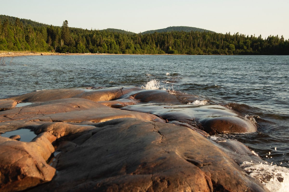 marykkeown's tweet photo. A few more shots from my #camping trip thru #NorthernOntario. @PukaskwaNP and @NeysProvPark are both so, so gorgeous for different reasons... #NeysPP is for chilling but #PukaskwaNP is for being a little bit #wild.
#Canada #705 #Kayaking #LakeSuperior #shoreline #sunset #raw https://t.co/cfc4F6yniN