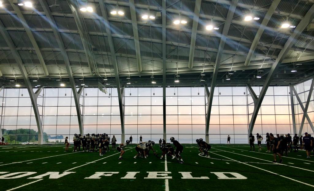 NorthwesternU's tweet photo. "Now the Stanford of the Midwest matches wits with the Northwestern of the West Coast." Alum @TeddyGreenstein on the first @NUFBFamily game of the season against @Stanford. #GoB1GCats! https://t.co/v1jsCgPhFs https://t.co/1uCmDJEBF4