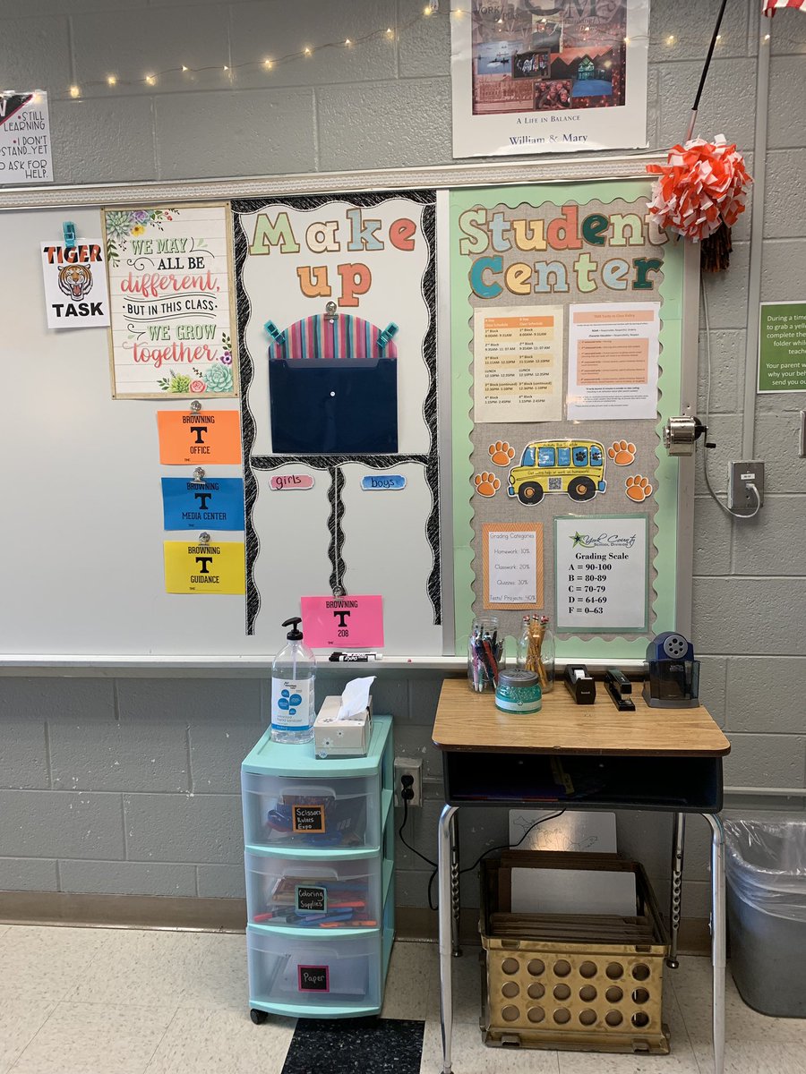 MrsBrowningTMS's tweet photo. And the room is ready for the #firstdayofschool !  Can’t wait for Tuesday! #tabbtigers #roar https://t.co/PNlLANoknk