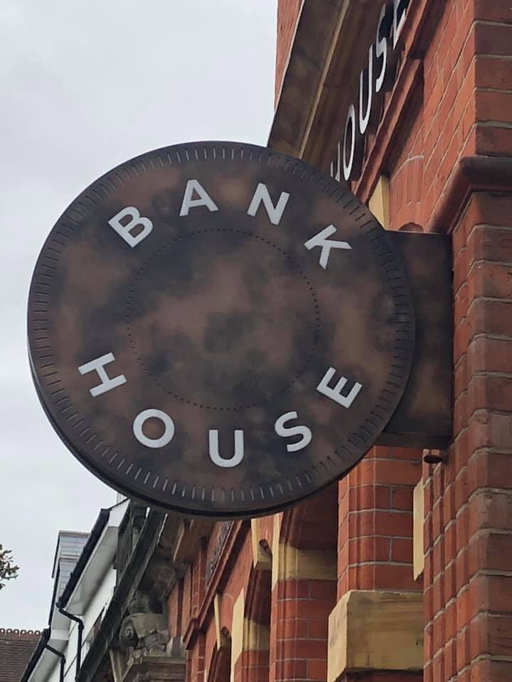 IOBackyard's tweet photo. Feeling excited about the imminent opening of @BankhouseBR7 next Friday! The countdown is on! 🍷⏰ #Chislehurst @BR7BR5BR1News @chislehurstkent @WoW_Bromley @Welovebickley @BromleyTimes https://t.co/PM8YrGH0pV