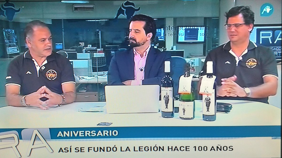 PlataformaMill1's tweet photo. Nuestra @PlataformaMill1 no ceja en su empeño de denunciar las millonarias subvenciones públicas para ficciones como la inminente de #Amenabar y el empeño de nuestro cine y asesores de estigmatizar al Gral. #MillanAstray, fundador de #LaLegion.
#TruthPrevails 
#LaVerdadAnteTodo https://t.co/RZh1lI4Js0