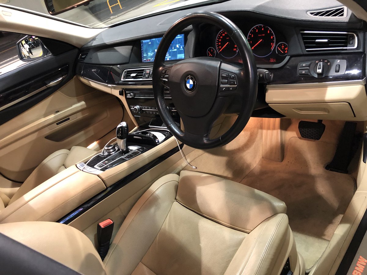 NothLod's tweet photo. BMW 740i 
SOLD OUT
ありがとう御座いました😊

#BMW #車 #車欲しい #外車 #バイク https://t.co/XQpaAk5inc