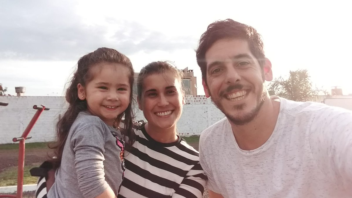 suarezdanilo_12's tweet photo. Muy feluz cumple bonita🎉🎉🎉🎂🎂🎂te amamos!!! @gissa_acevedo https://t.co/NT69A4pv8D